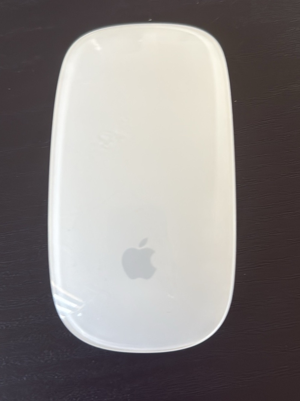 Apple White Magic Mouse Wireless Multi-Touch Mouse - Glossy White Finish